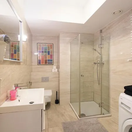 Happyestate - Just In Center - Ul Krawiecka 1 - Old Town Wrocław