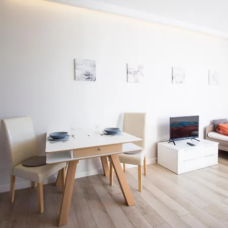 Happyestate - Just In Center - Ul Krawiecka 1 - Old Town Apartman *