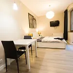 Happyestate - Just In Center - Ul Krawiecka 3 - Old Town شقة *